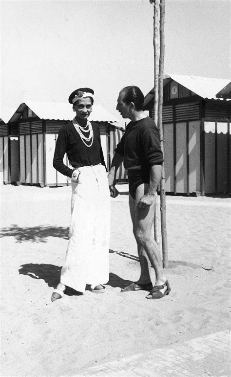 coco chanel abiti storici|Chanel: 12 cose che ha fatto per prima nella moda.